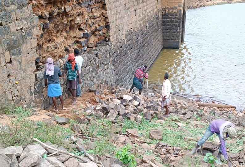 ‘தினத்தந்தி’ செய்தி எதிரொலி: குண்டாறு அணை உட்பக்க சுவர் சீரமைப்பு