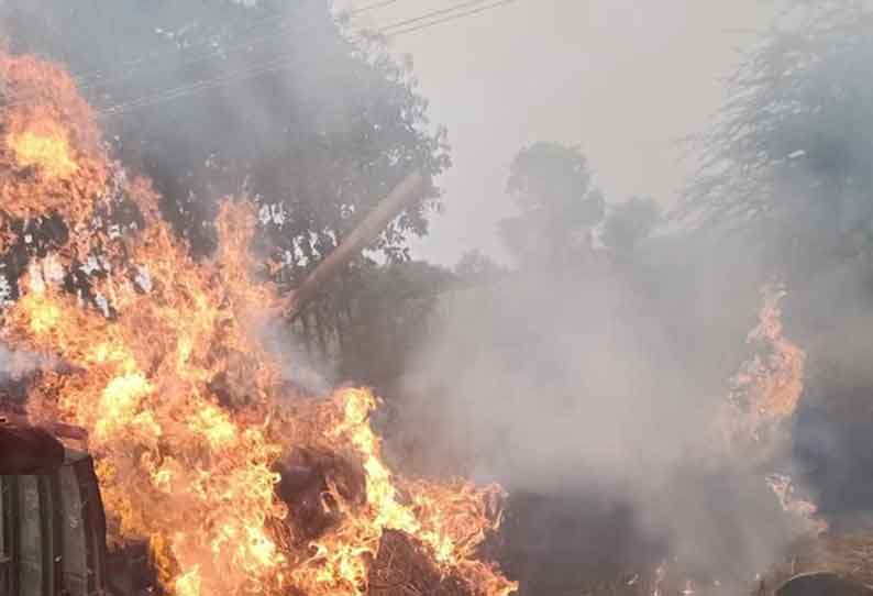 கார் தீப்பிடித்ததில் சிறுவன் காயம்