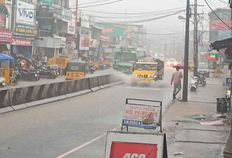 ஊட்டி, கூடலூரில் கொட்டித்தீர்த்த கன மழை