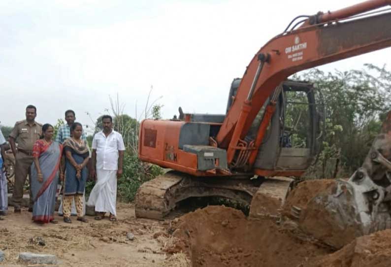 ஏரிஆக்கிரமிப்புகள் அகற்றம்