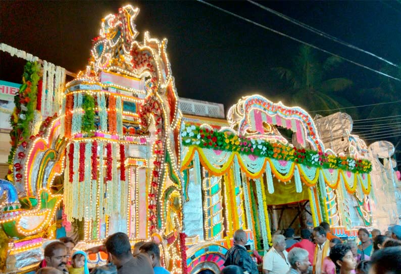 குடியாத்தம் கெங்கையம்மன் புஷ்ப பல்லகில் வீதி உலா - திரளான பக்தர்கள் சுவாமி தரிசனம்...!