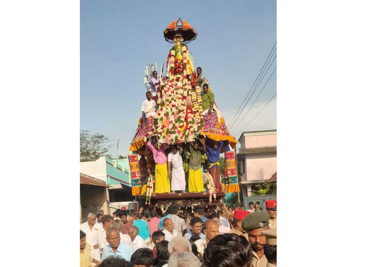 கூத்தாண்டவர் கோவில் தேரோட்டம்