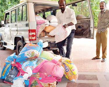 கோவை வழியாக கேரளாவுக்கு ரெயிலில் கடத்திய 500 கிலோ ரேஷன் அரிசி பறிமுதல்