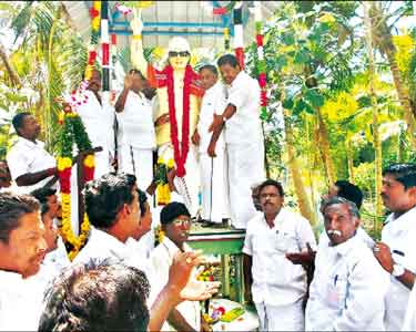 திருமக்கோட்டை அருகே எம்.ஜி.ஆர். நூற்றாண்டு விழா