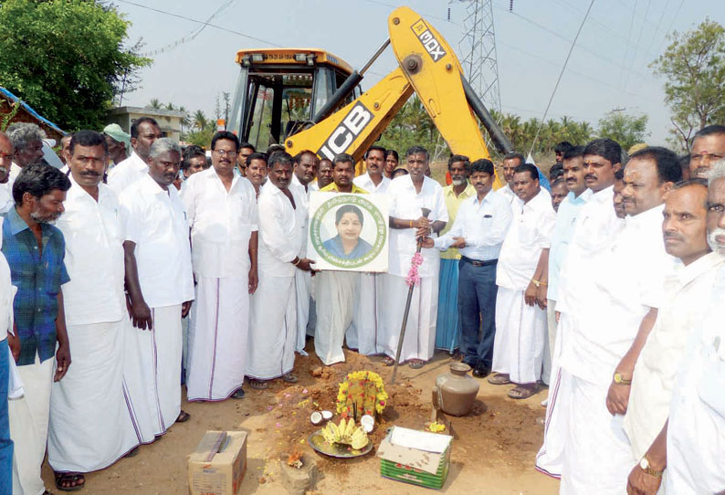 பாலக்கோடு சட்டமன்ற தொகுதியில்  ரூ.60 லட்சம் மதிப்பில் தார்சாலை அமைக்கும் பணிகள் அமைச்சர் கே.பி.அன்பழகன் தொடங்கி வைத்தார்