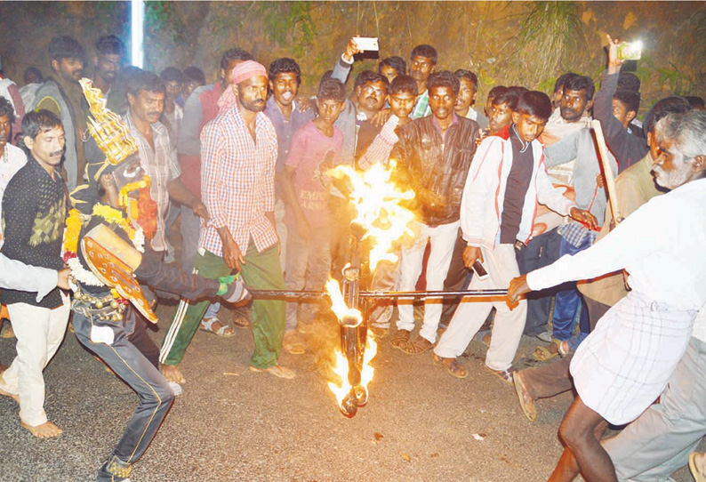 கூடலூரில் பல தலைமுறைகளாக கொண்டாடப்படும் காமன் பண்டிகை