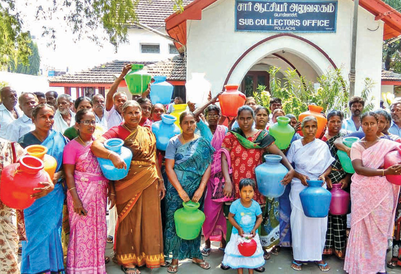 ஆனைமலை, சுல்தான்பேட்டை ஒன்றியத்தில் குடிநீர் கேட்டு 3 இடங்களில் சாலை மறியல்