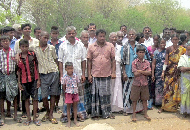 டாஸ்மாக் கடை அமைக்க எதிர்ப்பு தெரிவித்து பொதுமக்கள் சாலை மறியல்