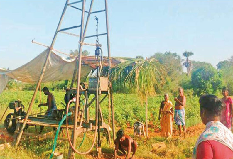 கடும் வறட்சியால் கிணறுகள் வறண்டன ஆழ்துளை கிணறுக்கு மாறும் விவசாயிகள்