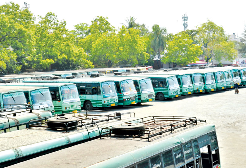 போக்குவரத்து தொழிலாளர்கள் வேலை நிறுத்தம் ஒருசில அரசு பஸ்கள் ஓடின பயணிகள் அவதி