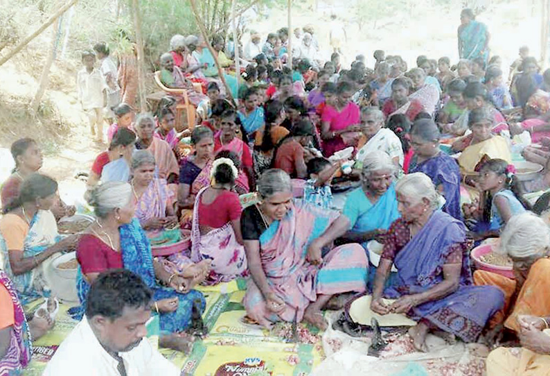 பாவூர்சத்திரம் பகுதியில் டாஸ்மாக் கடைகளை மூடக்கோரி பொதுமக்கள் தொடர் போராட்டம்