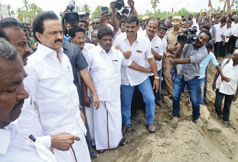 சட்டமன்றம் கூடும் வரையில் அ.தி.மு.க. ஆட்சி நிலைக்குமா என்பது கேள்விக்குறியாக இருக்கிறது