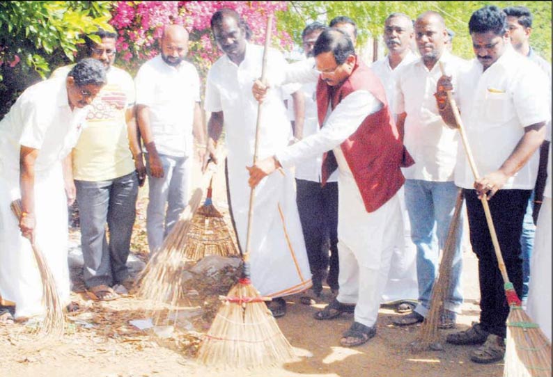 மருத்துவ திட்டங்களை நிறைவேற்ற மத்திய அரசு ரூ.5 ஆயிரத்து 500 கோடி வழங்கி உள்ளது