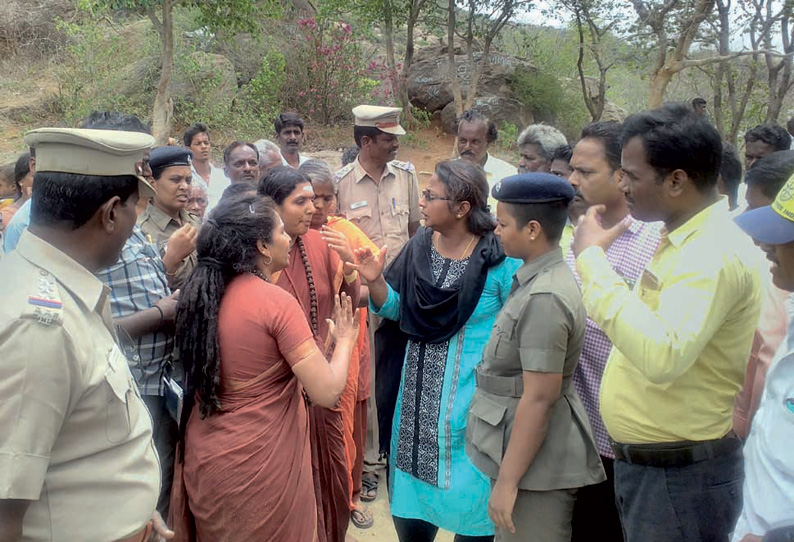 பவழக்குன்று மலையில் நித்தியானந்தா சீடர்கள் ஆக்கிரமித்து கட்டியிருந்த ஆசிரமம் அதிரடியாக அகற்றம்