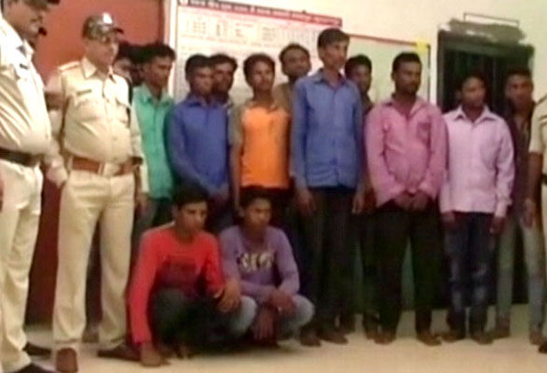 பாகிஸ்தான் வெற்றியை கொண்டாடியதால் கைது செய்யப்பட்ட 15 பேர் ஜாமீனில் விடுதலை