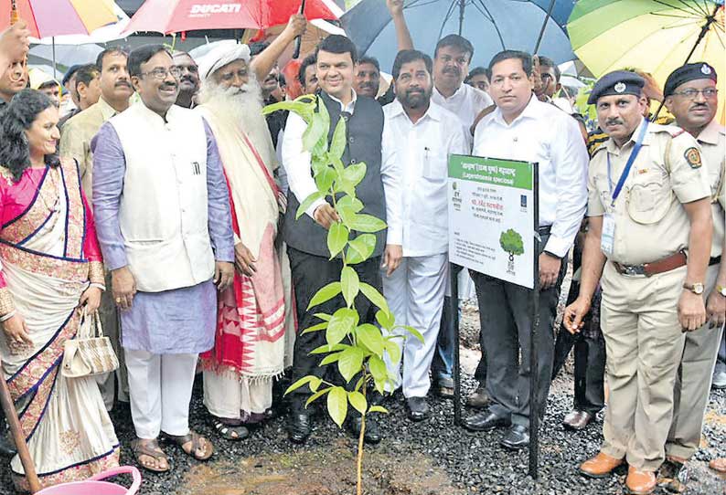 மாநிலம் முழுவதும் 4 கோடி மரக்கன்றுகள் நடும் திட்டம்