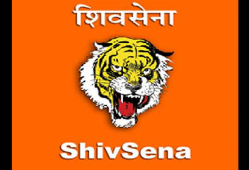 பசு பாதுகாப்பு என்ற பெயரில் மக்களை அடித்து கொல்வது இந்துத்வா கொள்கைக்கு எதிரானது சிவசேனா சொல்கிறது