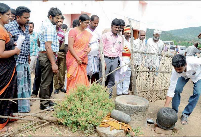 காய்ச்சலால் பாதிக்கப்பட்ட பகுதிகளில் சுகாதார பணிகள் கலெக்டர் நேரில் ஆய்வு