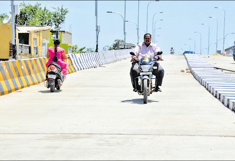 திருவொற்றியூர் மாட்டுமந்தை மேம்பாலத்தில் இருசக்கர வாகனங்களுக்கு அனுமதி