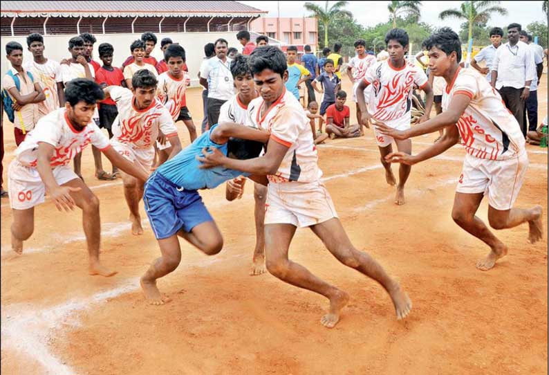 திருப்பூர் தெற்கு குறுமைய அளவிலான கபடி போட்டியில் அரசு பள்ளிகள் வெற்றி