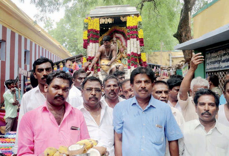 குரங்கணி முத்துமாலை அம்மன் கோவிலில் 8–ம் நாள் கொடை விழா