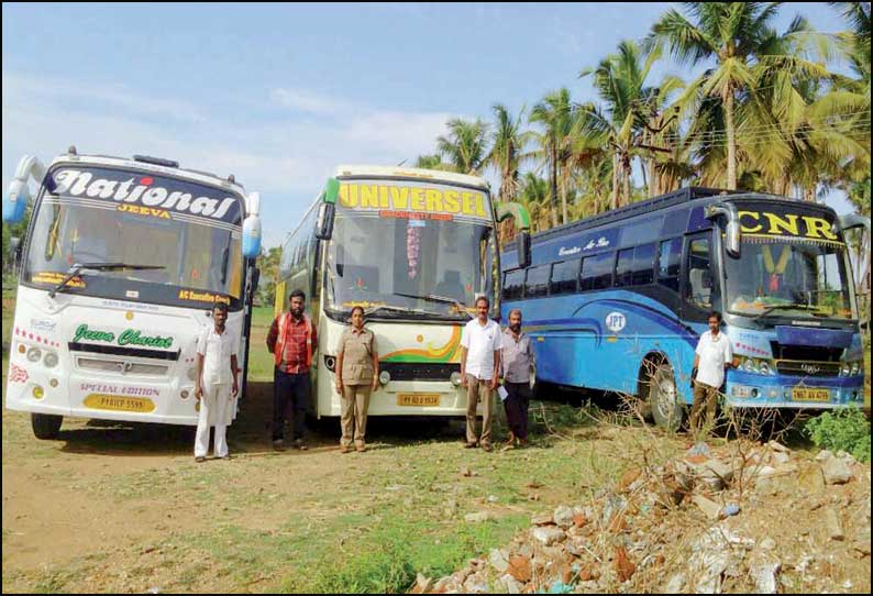 போக்குவரத்து அதிகாரிகள் அதிரடி சோதனை: 3 ஆம்னி பஸ்கள் பறிமுதல் ரூ.5 லட்சம் அபராதம் விதிப்பு