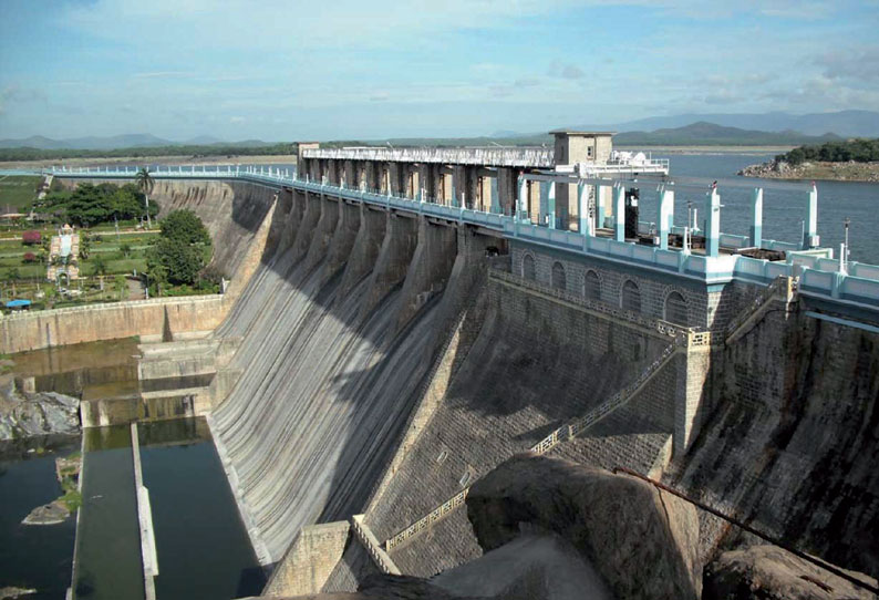 மழை பெய்தும் சாத்தனூர் அணைக்கு நீர்வரத்து இல்லை விவசாயிகள் கவலை