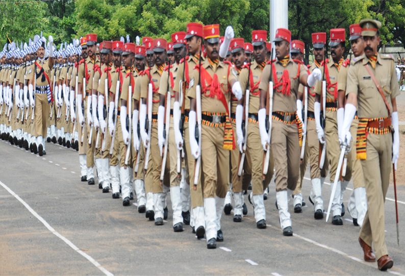 புதுவையில் சுதந்திரதின விழா: தேசிய கொடியை நாராயணசாமி ஏற்றி வைக்கிறார்