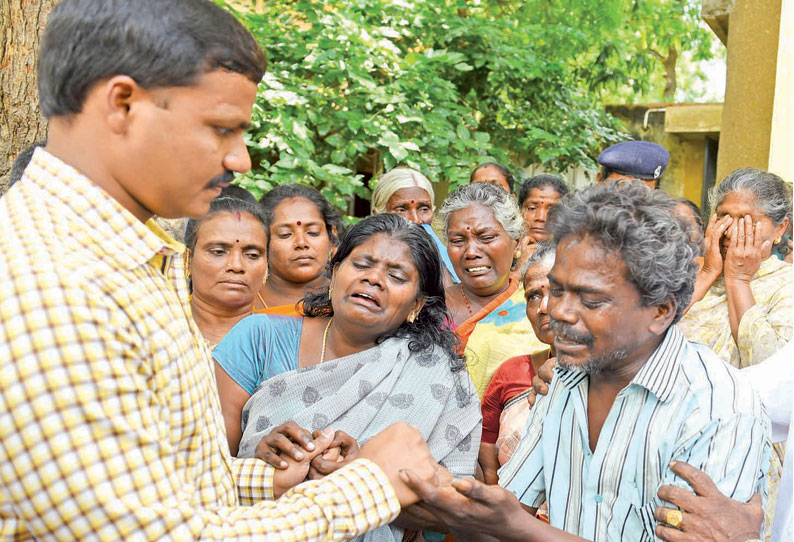 நீல திமிங்கல விளையாட்டுக்கு பலியாவது என் மகனோடு முடியட்டும் மதுரை மாணவரின் தந்தை உருக்கமான பேட்டி