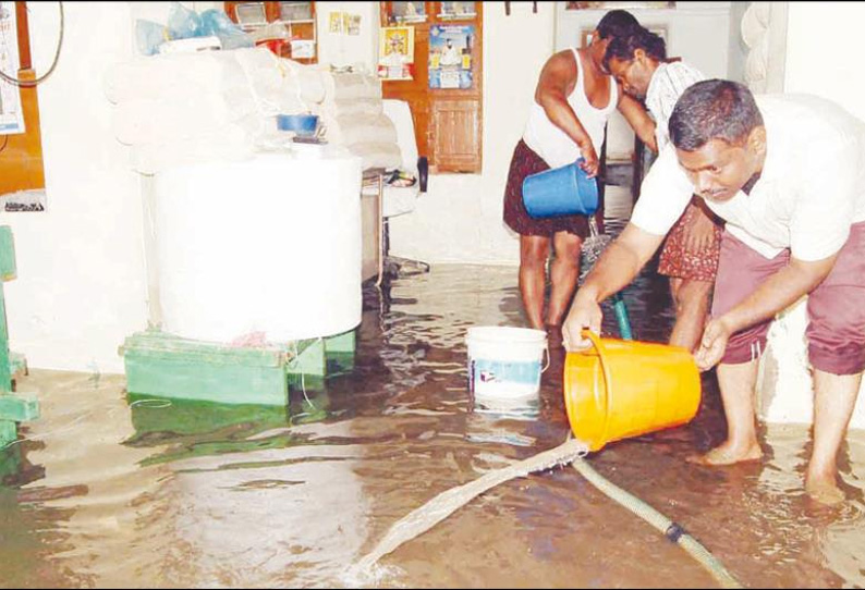 ஈரோட்டில் 97 மி.மீட்டர் மழை அந்தியூரில் வரட்டுப்பள்ளம் அணை நிரம்பியது