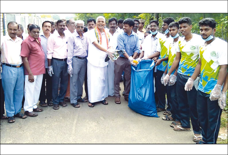 டெங்குவை ஒழிக்க சுற்றுப்புறத்தை தூய்மையாக வையுங்கள் அமைச்சர் கமலக்கண்ணன் வேண்டுகோள்