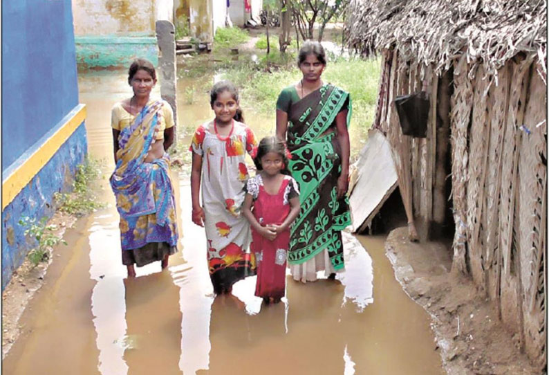 நிலக்கோட்டை, கொடைரோடு பகுதிகளில் பலத்த மழை: வீடுகளுக்குள் தண்ணீர் புகுந்ததால் பொதுமக்கள் அவதி