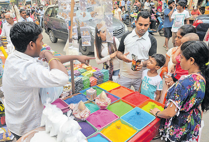 மும்பையில் 5 நாள் தீபாவளி கொண்டாட்டம் இன்று கோலாகலமாக தொடங்குகிறது