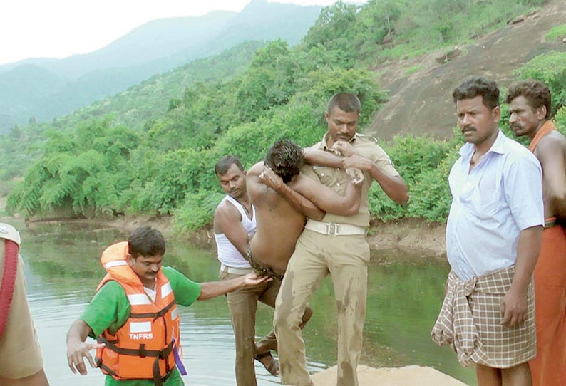 மாவூர் அணையில் மூழ்கி கல்லூரி மாணவர் பலி