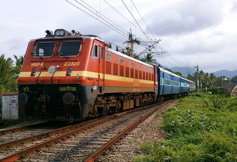 மதுரை கோட்டத்தில் ரெயில்கள் இயக்கப்படும் நேரம் மாற்றம் நாளை முதல் அமலுக்கு வருகிறது