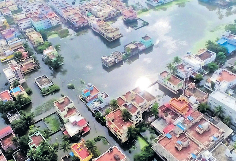 சென்னையில் பெரும்பாலான பகுதிகளில் வெள்ளம் வடியவில்லை கனமழை பாதிப்பு நீடிக்கிறது