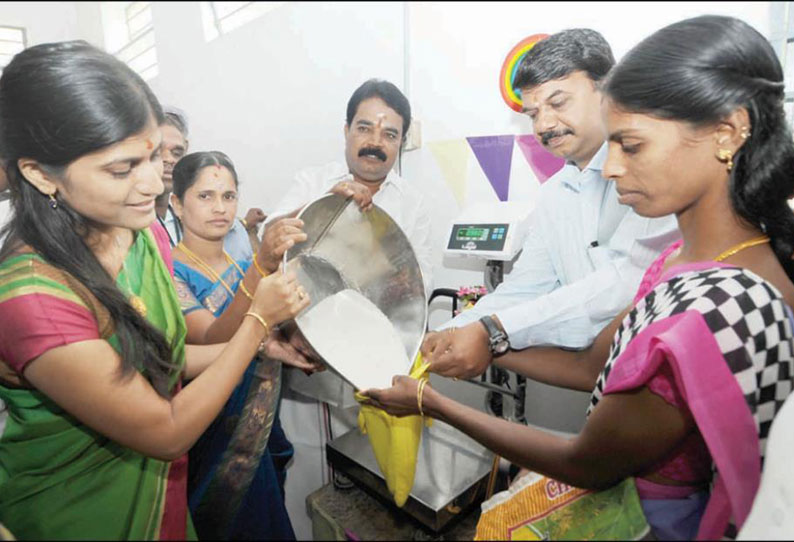 ஏற்காட்டில் மினிபஸ்கள் இயக்க நடவடிக்கை கலெக்டர் ரோகிணி தகவல்