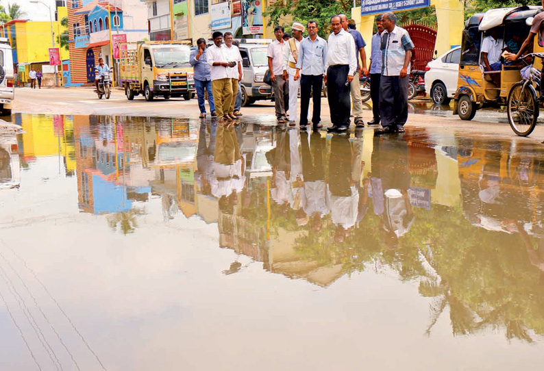 ராமேசுவரத்தில் மழைநீர் சூழ்ந்த பகுதிகளை கலெக்டர் ஆய்வு