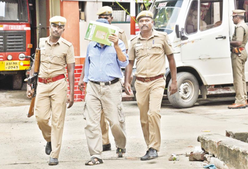 சிலைகள் திருட்டு வழக்கு: கும்பகோணம் கோர்ட்டில் சுபாஷ்சந்திரகபூர் ஆஜர்