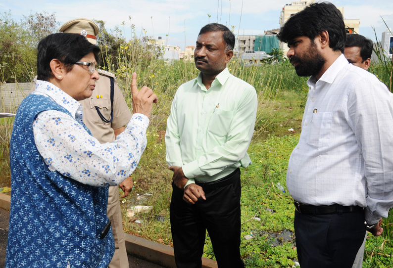 கிருஷ்ணாநகர் பகுதியில் கவர்னர் கிரண்பெடி ஆய்வு பொதுமக்கள் சரமாரி புகார்