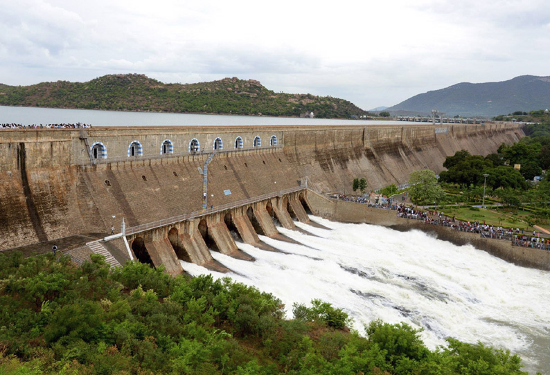 மேட்டூர் அணை கிழக்கு-மேற்கு கரை கால்வாயில் இன்று தண்ணீர் திறப்பு 45 ஆயிரம் ஏக்கர் பாசனவசதி பெறும்