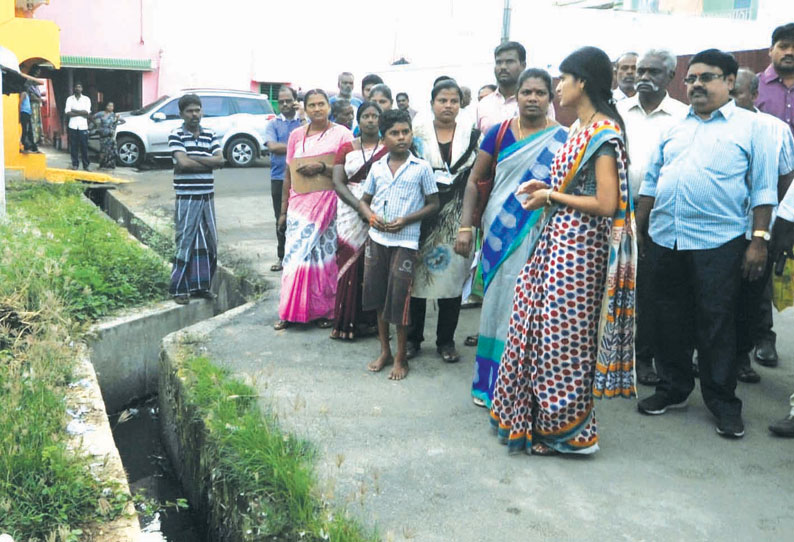 சேலம் சூரமங்கலம் பகுதியில் டெங்கு தடுப்பு நடவடிக்கைகள் குறித்து கலெக்டர் ஆய்வு