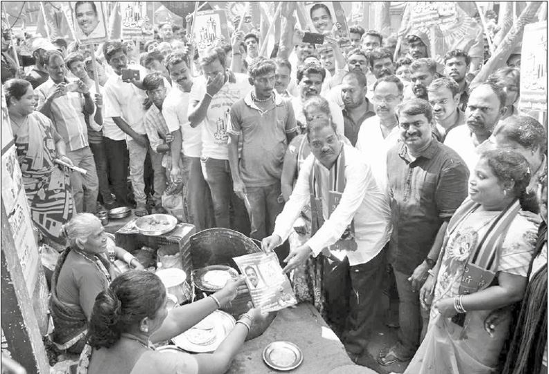 ஆர்.கே.நகரில் எல்லா கட்சிகளும் பணப்பட்டுவாடா சீமான் குற்றச்சாட்டு