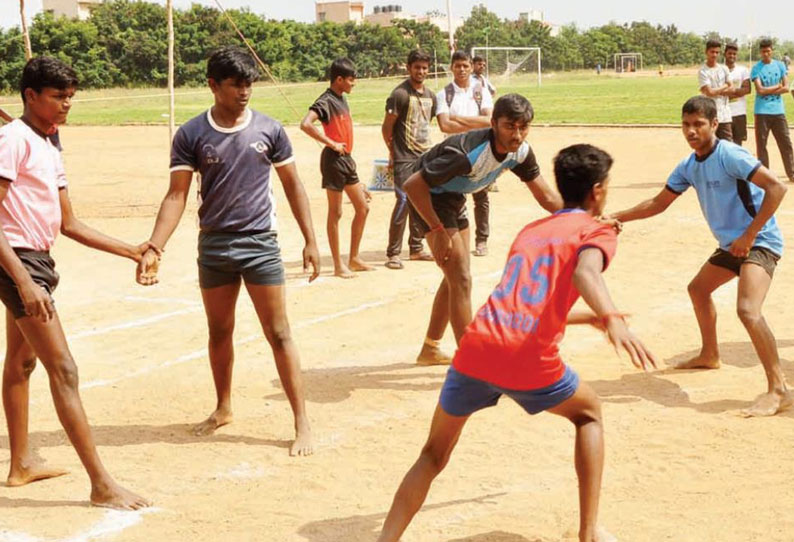 நாமக்கல்லில் முதல்-அமைச்சர் கோப்பைக்கான விளையாட்டு போட்டிகள்