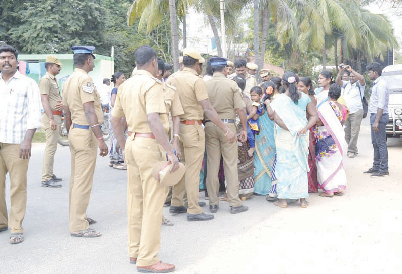 மத பிரசாரத்தை தடுத்து நிறுத்தக்கோரி ஆர்ப்பாட்டத்தில் ஈடுபட முயன்றவர்கள் கைது