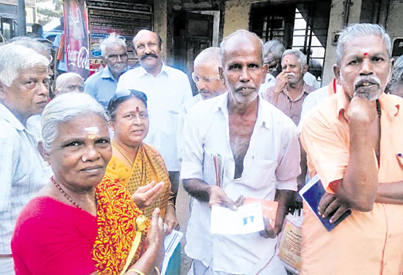 கட்டணம் இல்லா பஸ் பயண திட்டத்தால் எந்த பயனும் இல்லை முதியவர்கள் குமுறல்