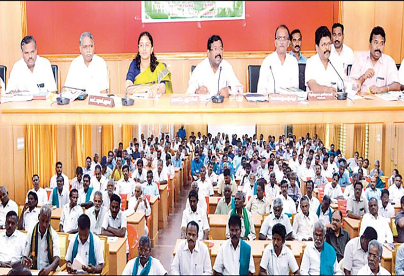 கூட்டுறவு வங்கிகளில் உடனுக்குடன் பயிர் கடன் வழங்க வேண்டும், விவசாயிகள் வலியுறுத்தல்