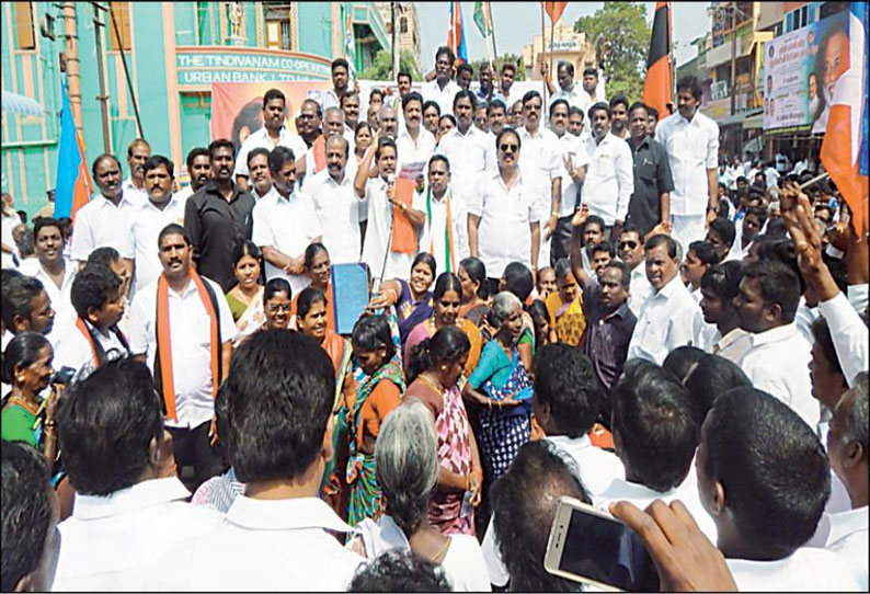 பஸ் கட்டண உயர்வை கண்டித்து தி.மு.க.- கூட்டணி கட்சியினர் ஆர்ப்பாட்டம்